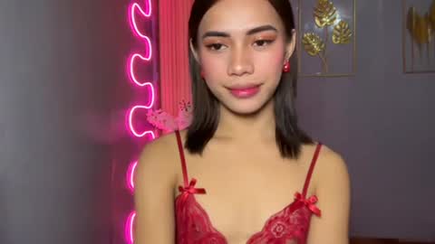 Snapshot of sweet_nikki03 chatting on 04/03/26, 11:19 sweet_nikki03 online show from 04/03/26, 11:19
