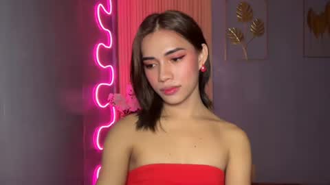 Snapshot of sweet_nikki03 chatting on 04/16/26, 06:19 sweet_nikki03 online show from 04/16/26, 06:19