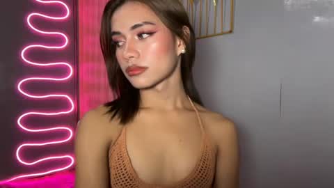 Snapshot of sweet_nikki03 chatting on 04/29/26, 08:37 sweet_nikki03 online show from 04/29/26, 08:37