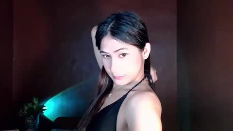 sweet_paprikaxx online show from 04/23/26, 01:46