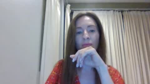 sweet_poeme online show from 06/05/26, 01:17