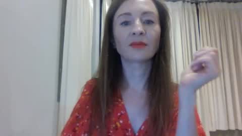sweet_poeme online show from 06/07/26, 12:20