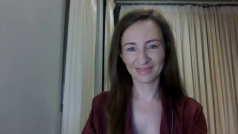 Snapshot of sweet_poeme chatting on 06/20/26, 01:36 sweet_poeme online show from 06/20/26, 01:36