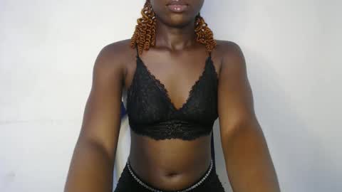 Snapshot of sweet_rayaxx chatting on 02/11/26, 02:05 raya online show from 02/11/26, 02:05