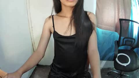 Snapshot of sweet_rhoda chatting on 05/21/26, 06:42 sweet_rhoda online show from 05/21/26, 06:42