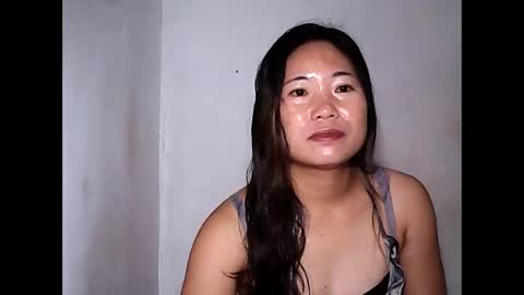 Snapshot of sweet_rich35 chatting on 11/15/25, 05:05 sweet_rich35 online show from 11/15/25, 05:05