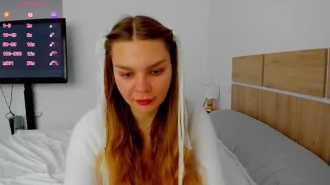 Snapshot of sweet_sabriina chatting on 04/04/26, 06:22 Sabina online show from 04/04/26, 06:22