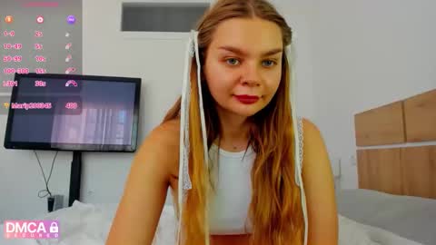 Snapshot of sweet_sabriina chatting on 05/14/26, 07:59 Sabina online show from 05/14/26, 07:59
