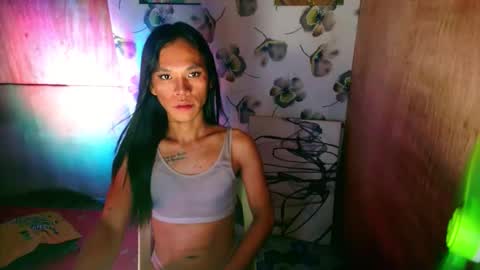Snapshot of sweet_sexyzhiennexxx chatting on 11/24/25, 04:34 Zhienne online show from 11/24/25, 04:34