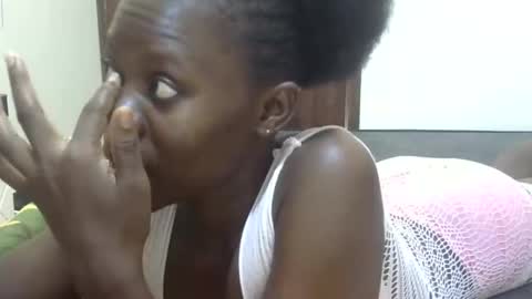 Sharon online show from 11/12/25, 10:04