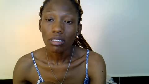 Snapshot of sweet_sinful chatting on 07/25/26, 10:35 sweet_sinful online show from 07/25/26, 10:35
