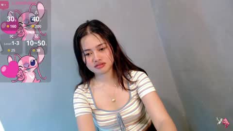 Snapshot of sweet_sirenxx chatting on 12/03/24, 05:20 Leah online show from 12/03/24, 05:20