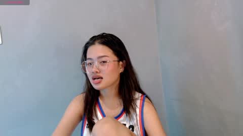 Snapshot of sweet_sirenxx chatting on 01/18/25, 06:56 Leah online show from 01/18/25, 06:56