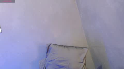 Snapshot of sweet_sirenxx chatting on 01/24/25, 06:24 Leah online show from 01/24/25, 06:24