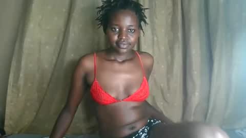 sweet_smiles2 online show from 05/21/26, 11:12