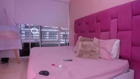 Snapshot of sweet_stacie chatting on 01/17/25, 01:46 sweet_stacie online show from 01/17/25, 01:46