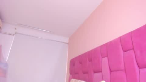 Snapshot of sweet_stacie chatting on 01/22/25, 05:38 sweet_stacie online show from 01/22/25, 05:38