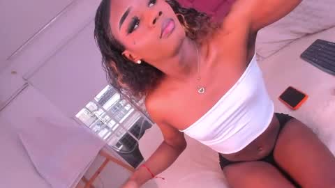 Snapshot of sweet_stacie chatting on 03/05/25, 01:39 sweet_stacie online show from 03/05/25, 01:39