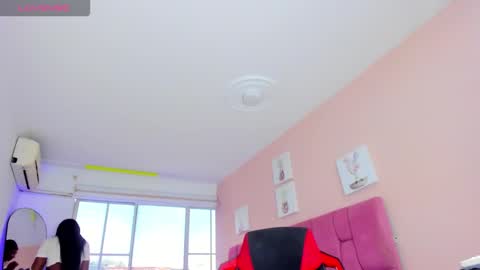 Snapshot of sweet_stacie chatting on 02/12/26, 01:50 sweet_stacie online show from 02/12/26, 01:50