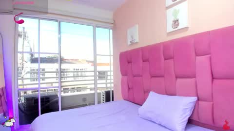 Snapshot of sweet_stacie chatting on 02/26/26, 01:21 sweet_stacie online show from 02/26/26, 01:21