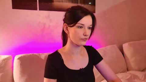 Snapshot of sweet_strawber_ chatting on 10/02/25, 08:05 sweet_strawber_ online show from 10/02/25, 08:05
