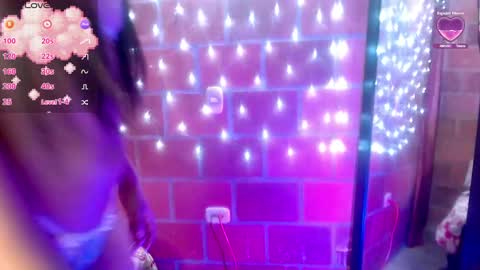 susy 222 online show from 01/18/25, 01:52