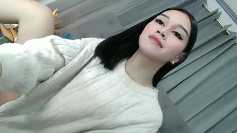 Snapshot of sweet_tatiana28 chatting on 02/23/26, 10:12 sweet_tatiana28 online show from 02/23/26, 10:12