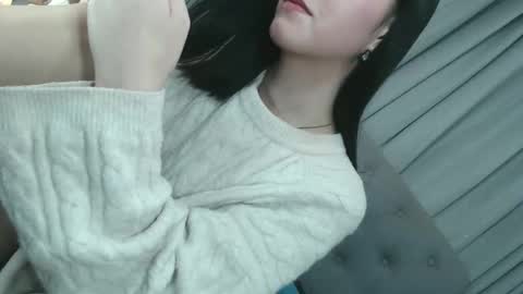 Snapshot of sweet_tatiana28 chatting on 04/15/26, 07:58 sweet_tatiana28 online show from 04/15/26, 07:58