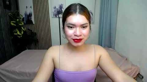 sweet_trexie online show from 12/02/25, 01:55
