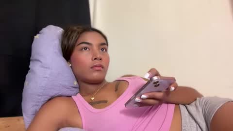 Snapshot of sweet_trishaxx chatting on 02/19/26, 11:28 Trisha online show from 02/19/26, 11:28