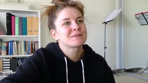 Heidi Brenner - Please check bio for schedule  FAQ online show from 01/25/25, 03:41