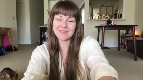 Heidi Brenner - Please check bio for schedule  FAQ online show from 06/15/26, 07:27