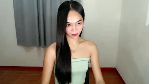 Snapshot of sweet_tyla chatting on 02/19/25, 03:27 sweet_tyla online show from 02/19/25, 03:27