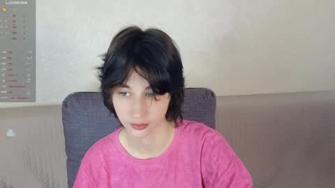 Snapshot of sweet_vanillopa chatting on 06/08/26, 03:07 Carolina Lu online show from 06/08/26, 03:07
