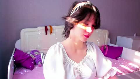 Snapshot of sweet_vanillopa chatting on 07/10/26, 01:10 Carolina Lu online show from 07/10/26, 01:10