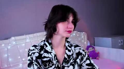 Snapshot of sweet_vanillopa chatting on 07/25/26, 01:15 Carolina Lu online show from 07/25/26, 01:15
