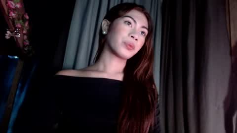 sweet_vell online show from 06/19/26, 06:56