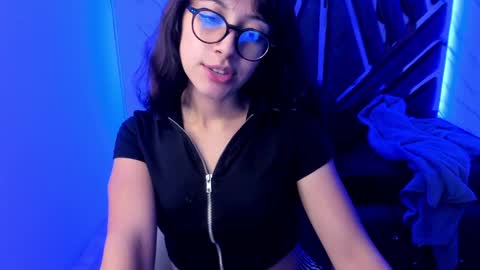 sweet_venus4 online show from 01/05/25, 12:42