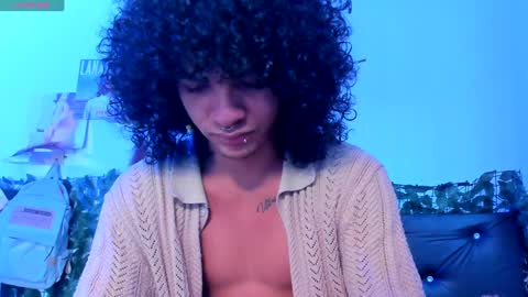 Steven independent model online show from 12/02/24, 04:09