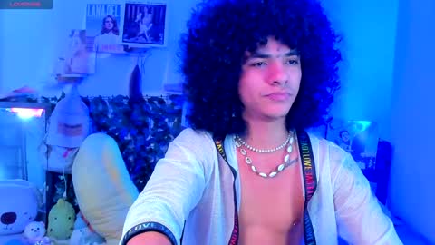 Steven independent model online show from 12/16/24, 07:10