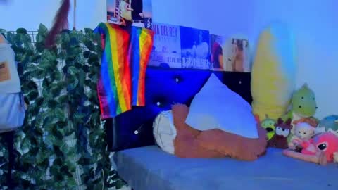 Steven independent model online show from 01/19/25, 02:25