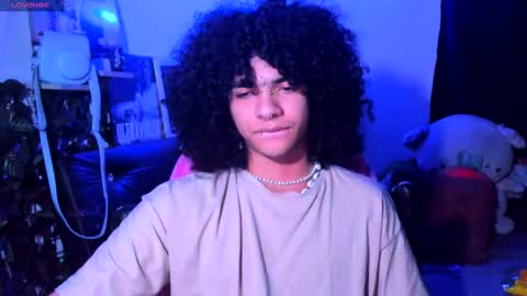 Steven independent model online show from 02/25/25, 04:03