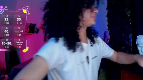 Steven independent model online show from 10/16/25, 01:50