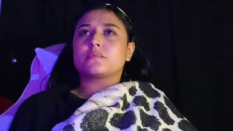 Snapshot of sweet_xuee18 chatting on 12/28/24, 08:05 Sweet online show from 12/28/24, 08:05