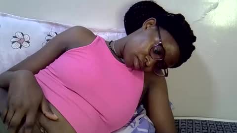 sweet_zarah online show from 04/27/26, 12:47