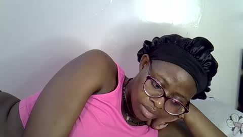 Snapshot of sweet_zarah chatting on 05/14/26, 02:29 sweet_zarah online show from 05/14/26, 02:29