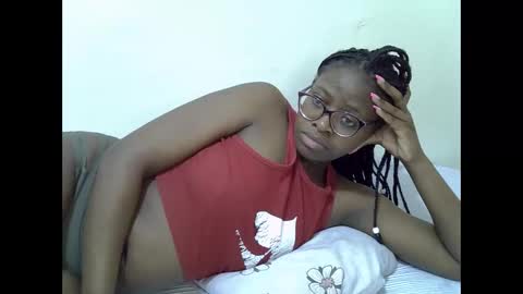 Snapshot of sweet_zarah chatting on 06/11/26, 03:04 sweet_zarah online show from 06/11/26, 03:04