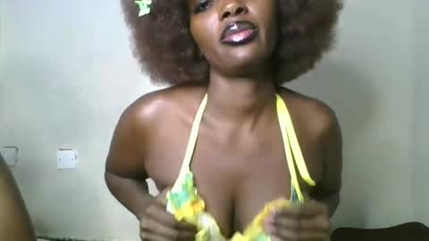 Snapshot of sweet_zuri3 chatting on 03/26/26, 10:54 zuri online show from 03/26/26, 10:54