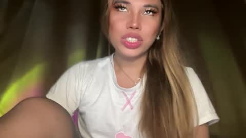 Snapshot of sweetalexa19 chatting on 01/06/26, 05:11 alexa your one and only queen online show from 01/06/26, 05:11