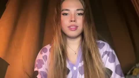 Snapshot of sweetalexa19 chatting on 03/25/26, 10:32 alexa your one and only queen online show from 03/25/26, 10:32